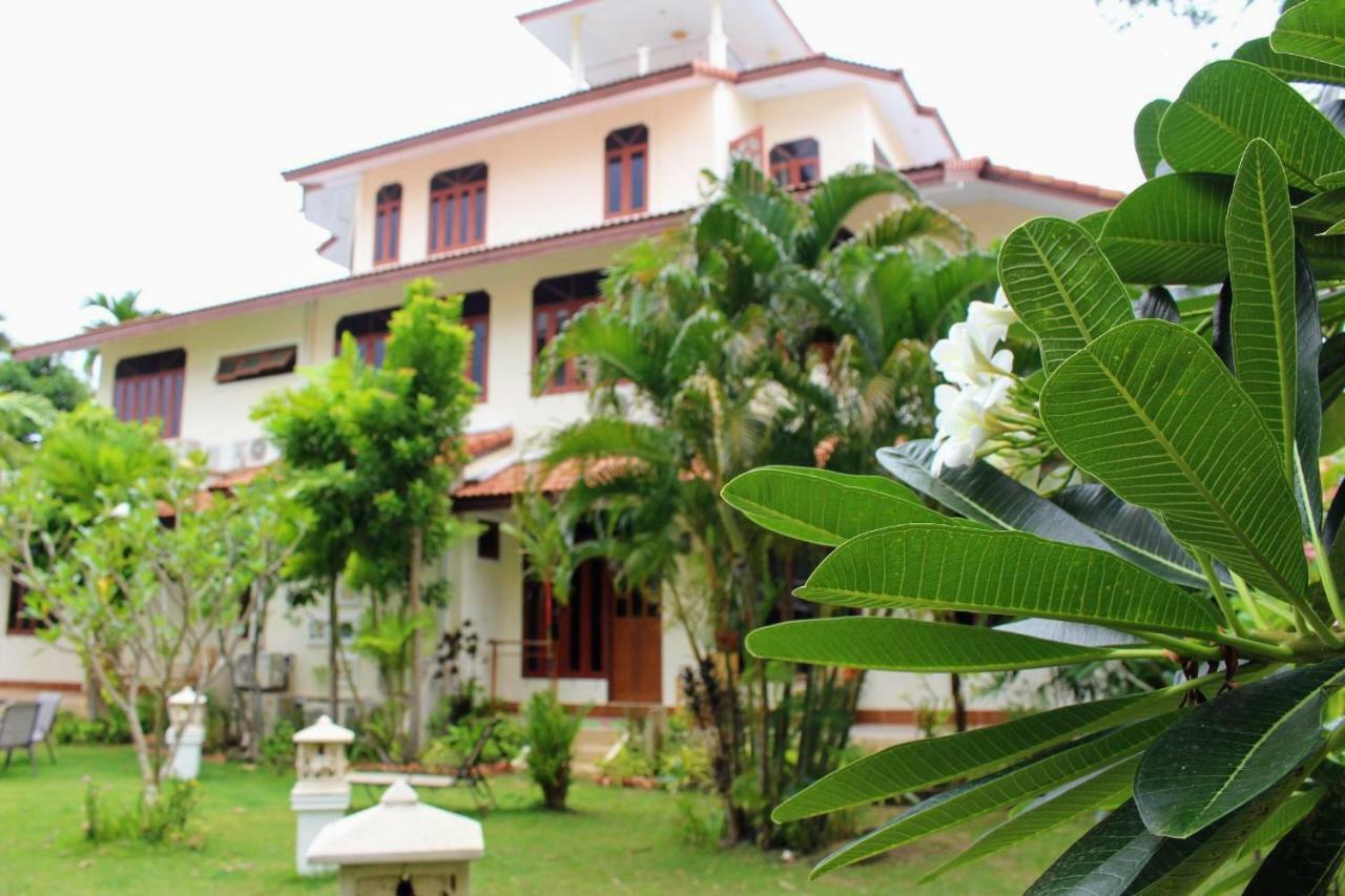 Brodie Rawai Resort Nai Harn Buitenkant foto